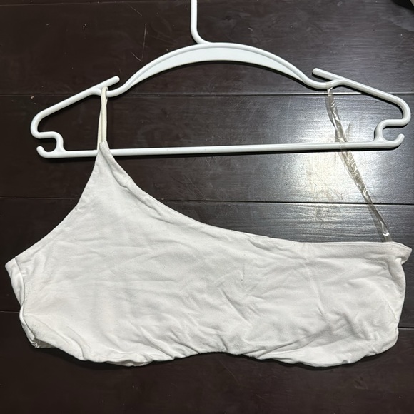 ASOS small crop top - Picture 2 of 4